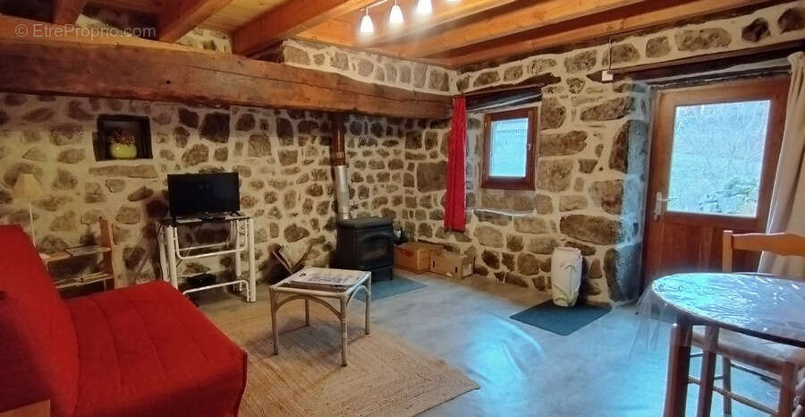 Maison à LE CHEYLARD