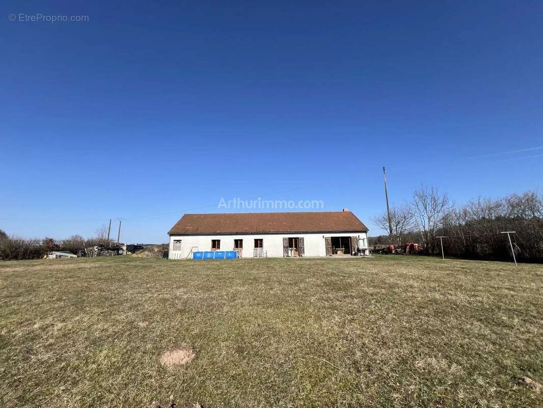 Maison à ALLIGNY-EN-MORVAN