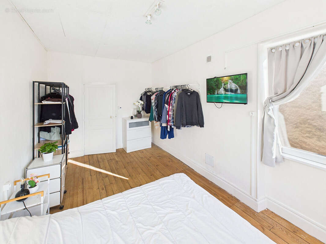 Maison à AIGUEPERSE