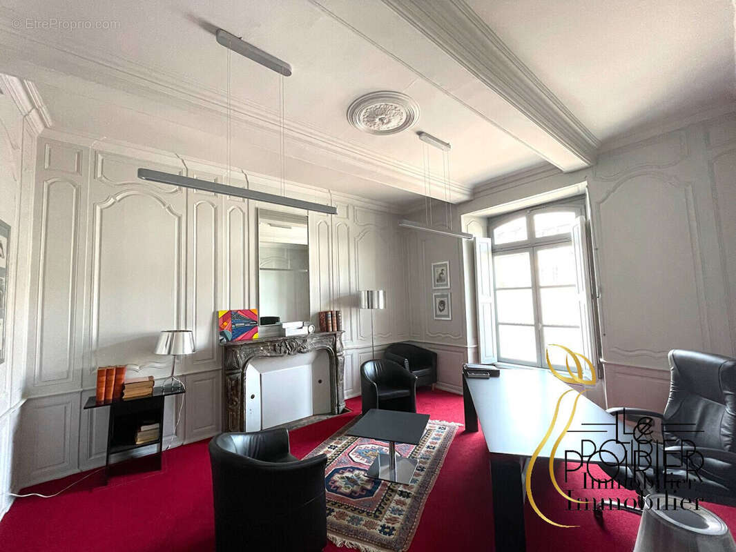 Commerce à LAMBALLE