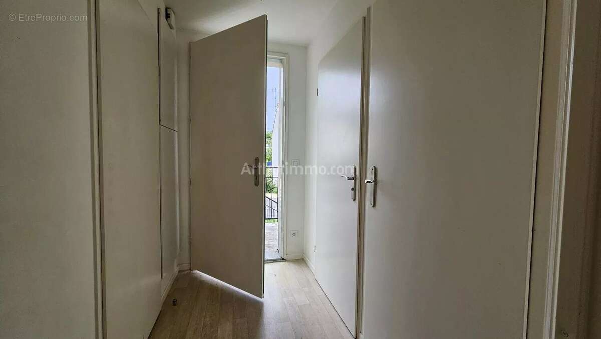 Appartement à LEUVILLE-SUR-ORGE