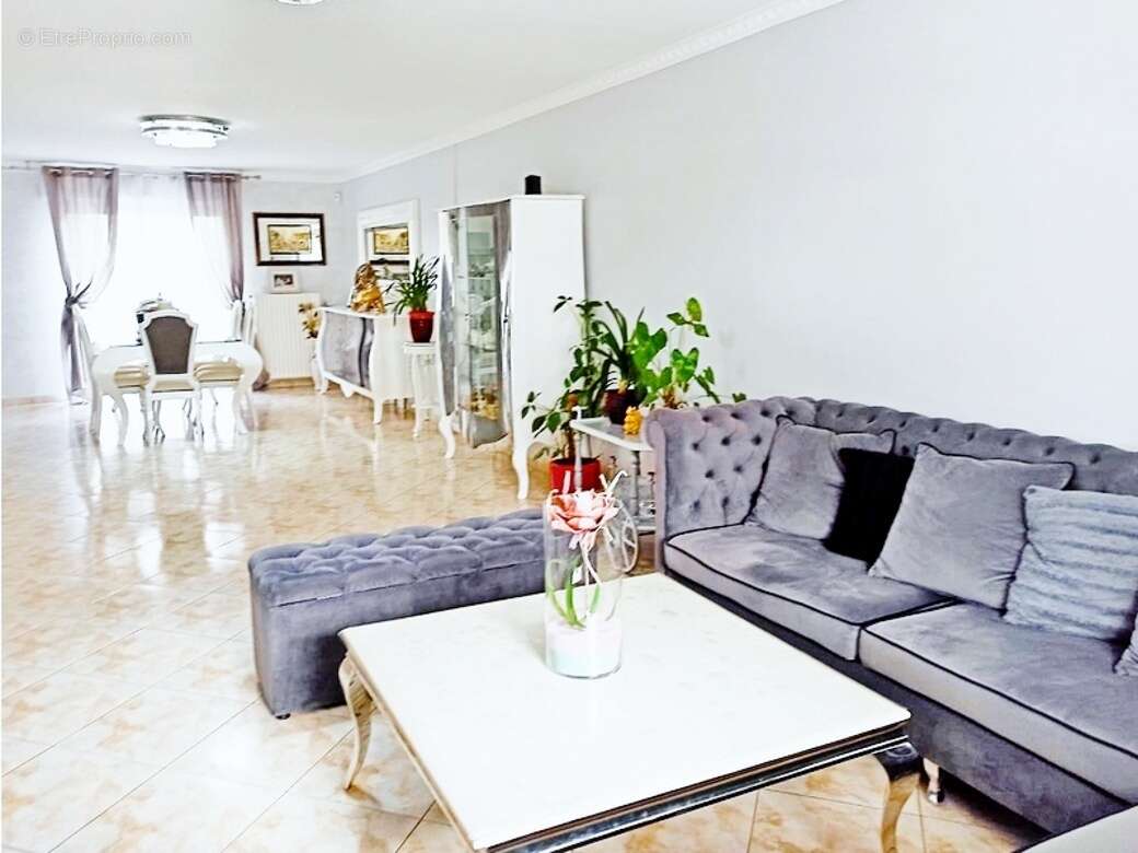 Maison à NOISY-LE-SEC