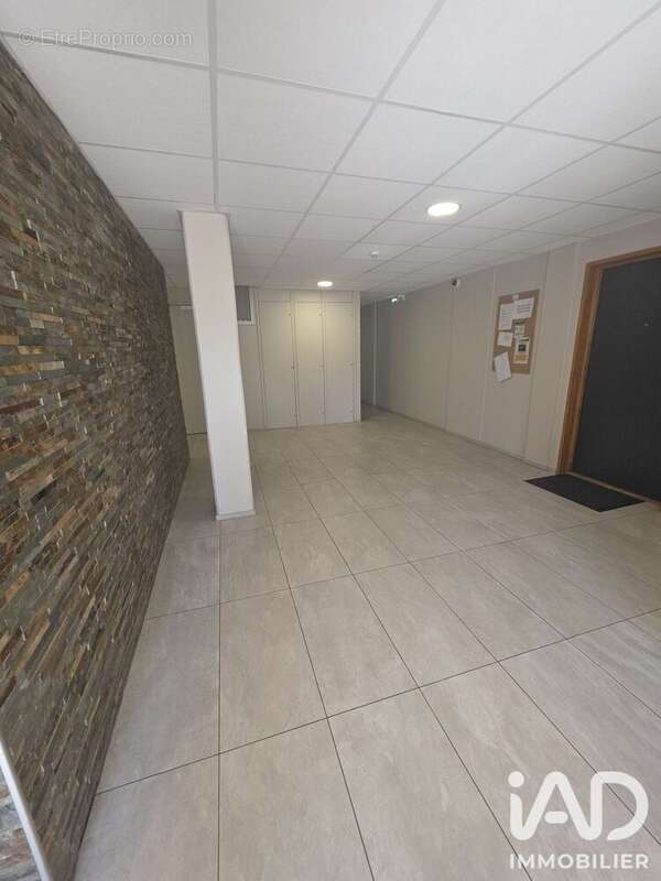 Photo 2 - Appartement à FLEURY-LES-AUBRAIS