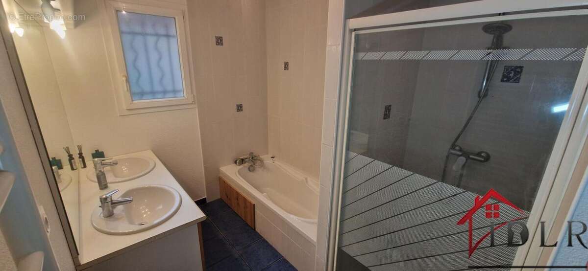 Maison à FERRIERES-LES-BOIS