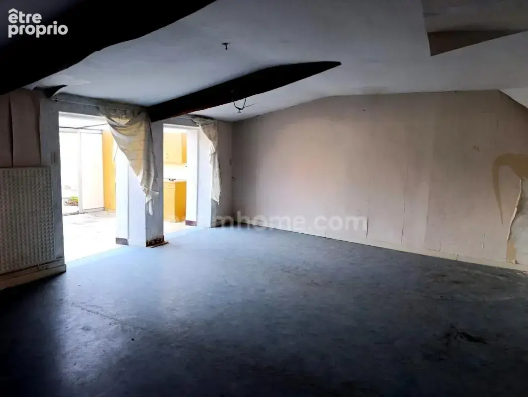 Ensemble immobilier à fort potentiel – habitation, locaux et possibilité de créer un second logement - photo 4