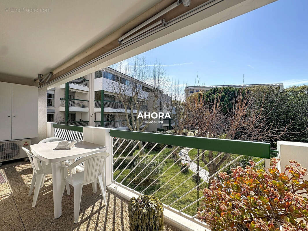 Appartement à MARSEILLE-8E
