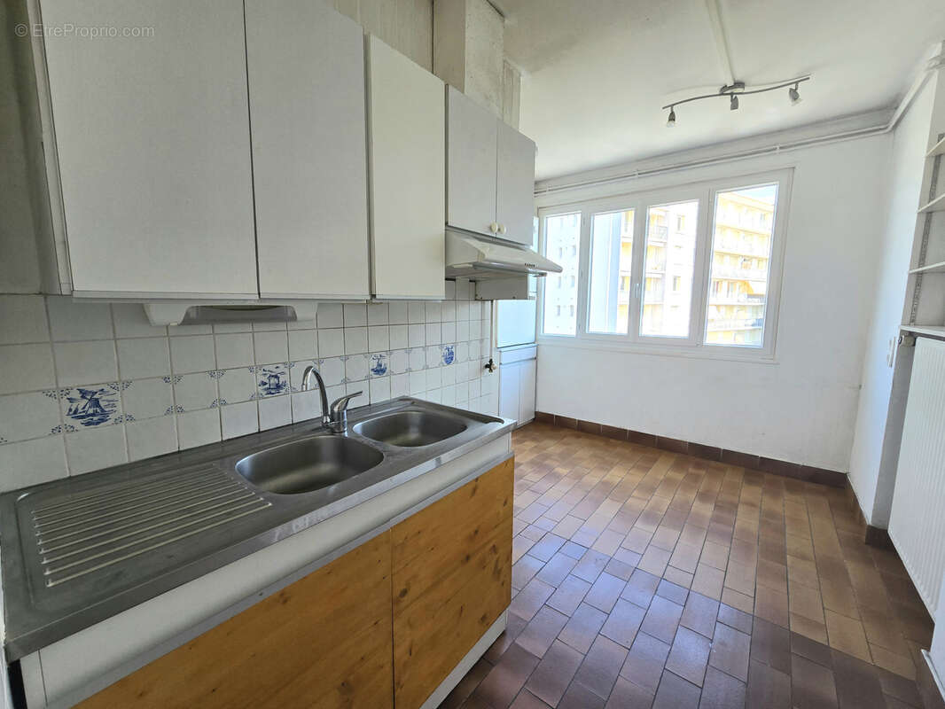 St martin d'heres, 6 p + cuisine - photo 6