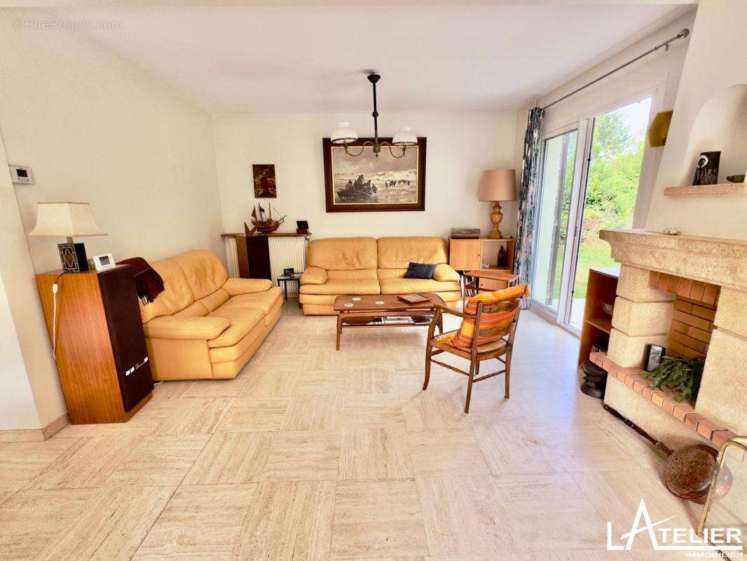 Maison à MAREIL-MARLY