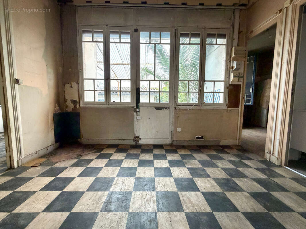 Maison pierre à rénover - Bordeaux Caudéran - photo 5