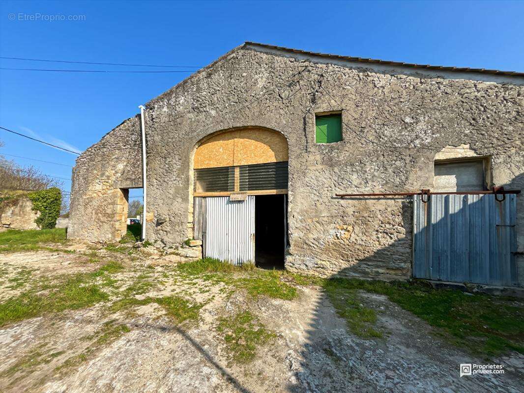 À vendre Grange à rénover avec permis accepté 101 m² - Val de Virvée - photo 9