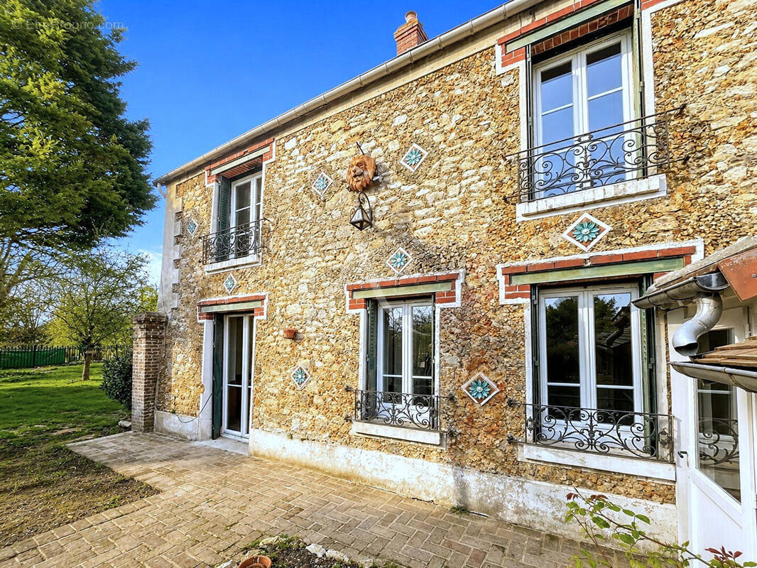 Maison à SERAINCOURT