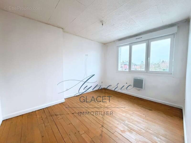 Maison à DOUCHY-LES-MINES