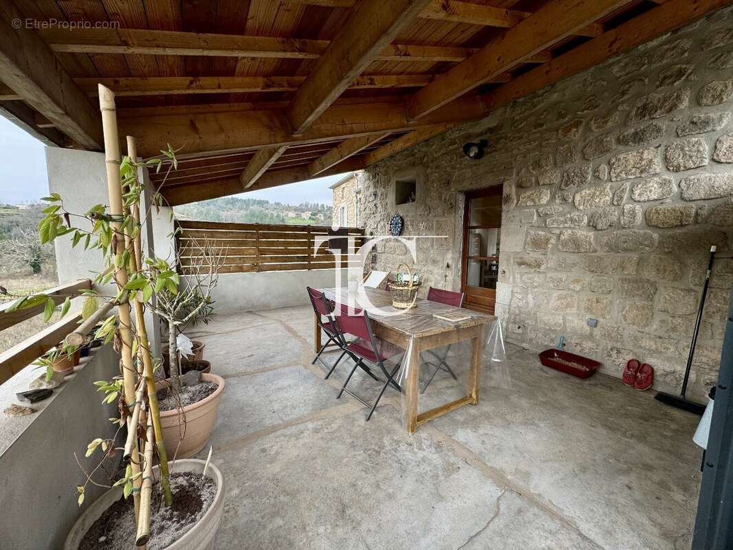 Appartement à LES VANS