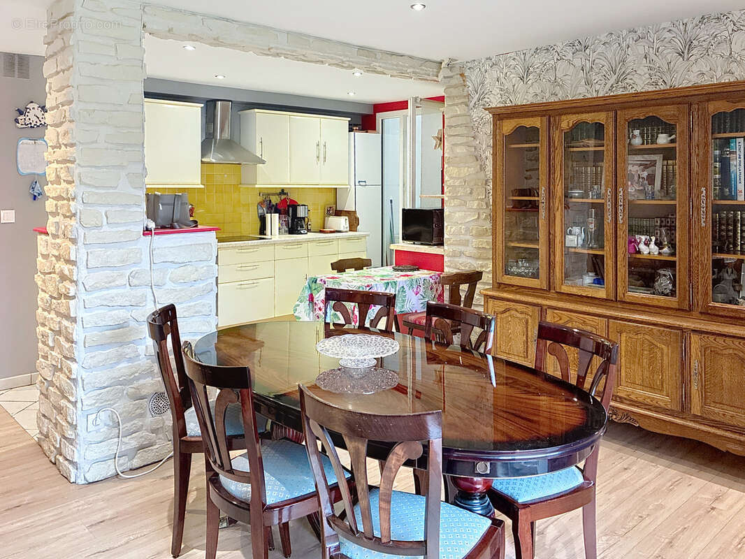 Appartement à FRANCHEVILLE