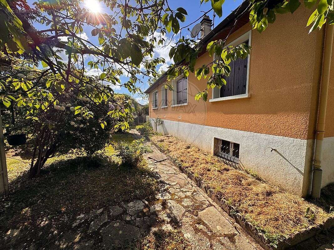 Maison à PREMERY