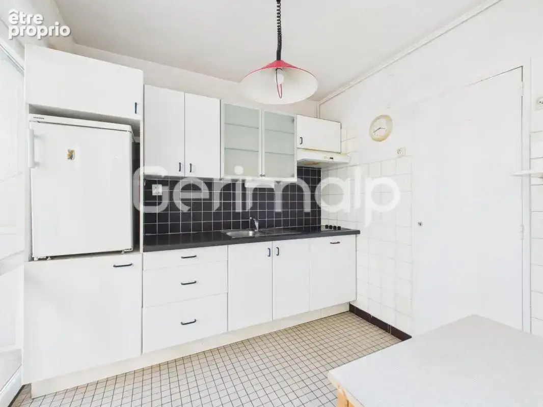 Vente - Appartement - 2 pièces + cuisine - 48,18 m² - 178 500 € - photo 6