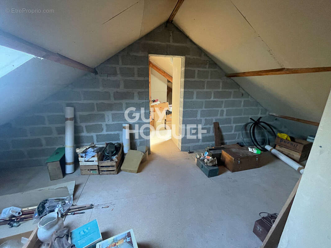 Maison à REMILLY-SUR-LOZON