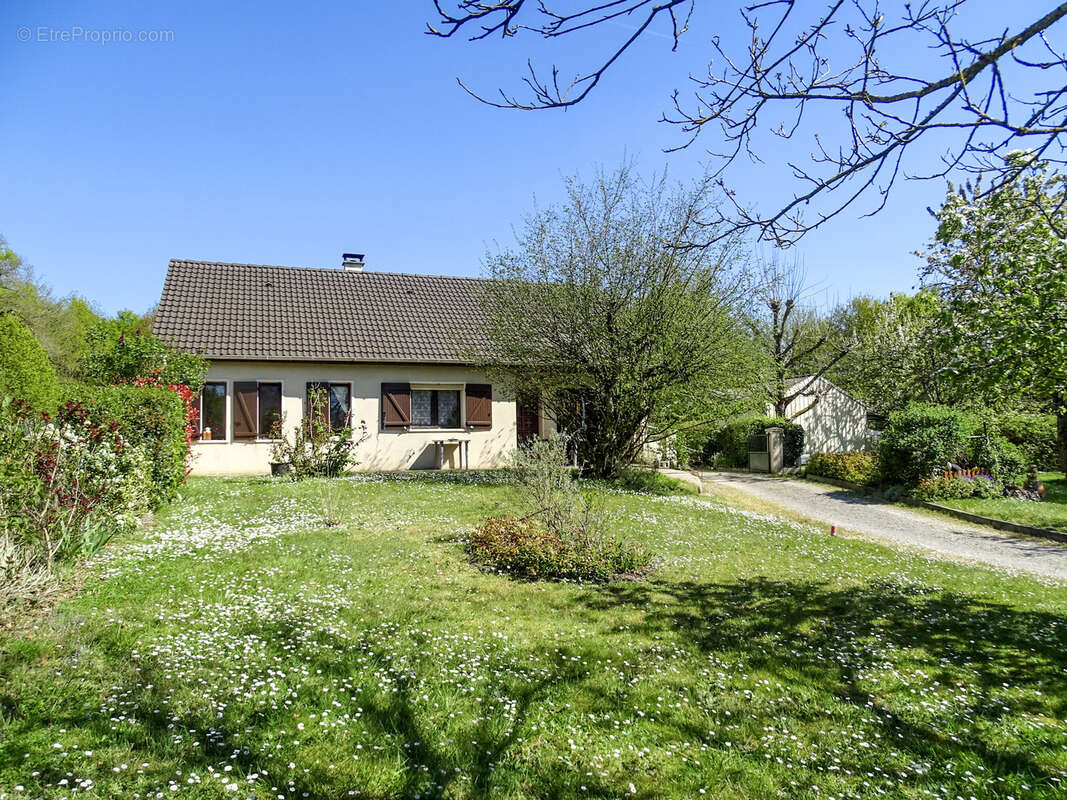 Maison à CHATRES-SUR-CHER