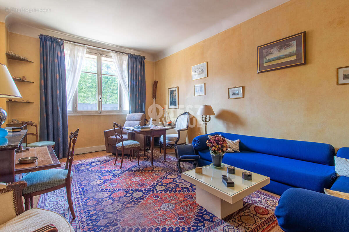 Appartement à BOULOGNE-BILLANCOURT