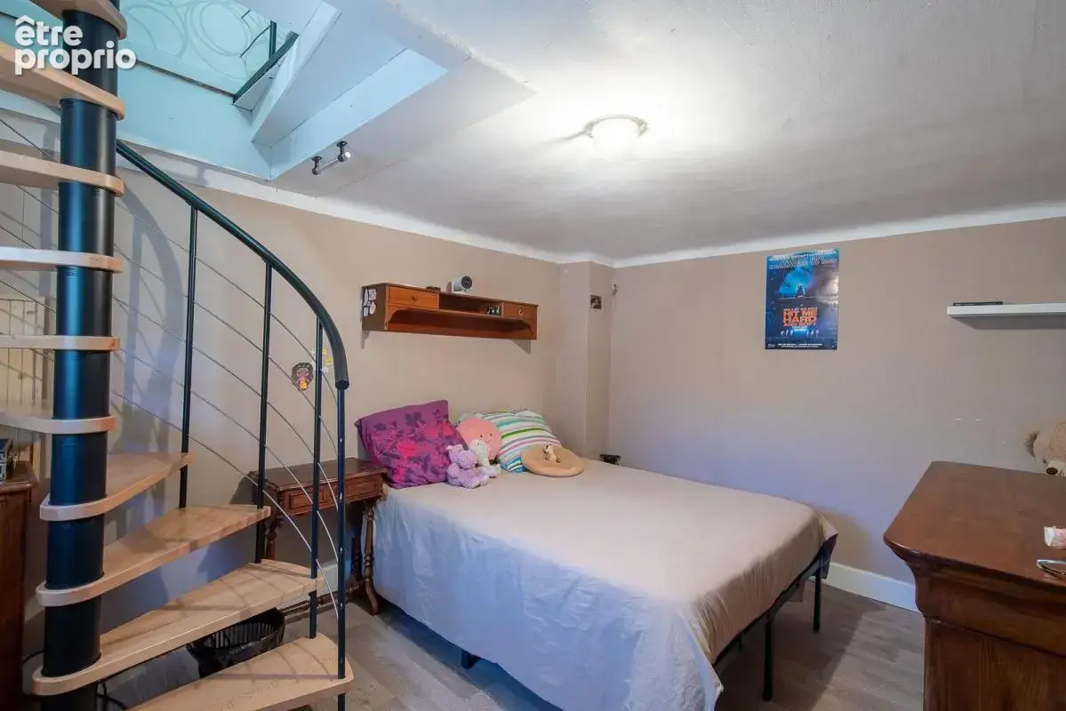 Secteur recherché du Grand Four - Maison avec jardin et grand garage - photo 8