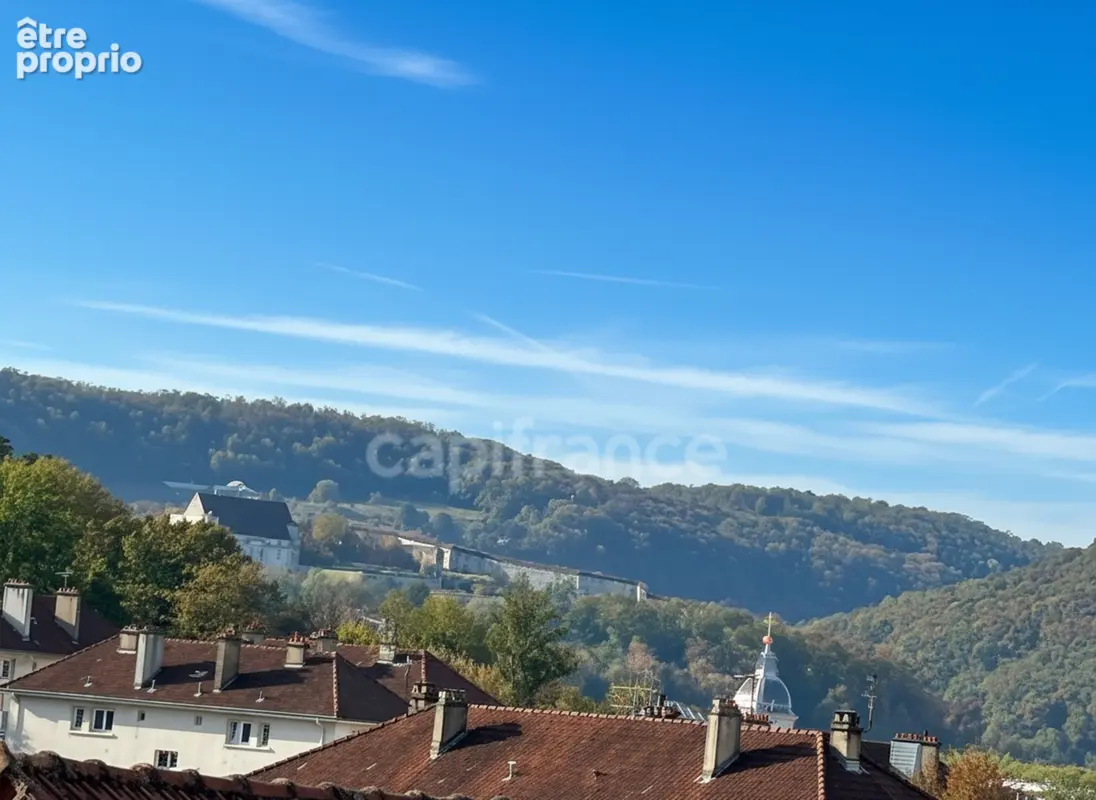 _Balcon, garage, parking et cave  T3 de 55 m² à Besançon Chaprais - photo 10