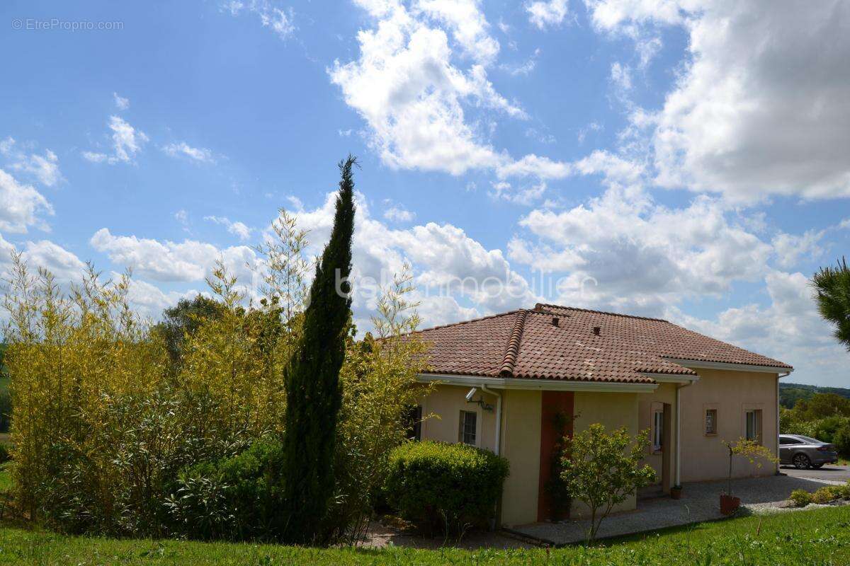 Maison à VILLEFRANCHE-DE-LAURAGAIS