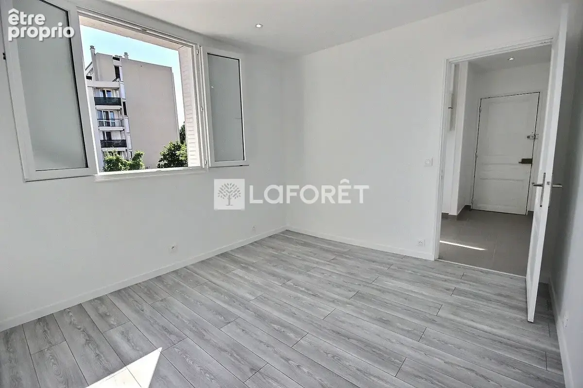 Appartement Courbevoie 1 pièce(s) 21 m2 - photo 17