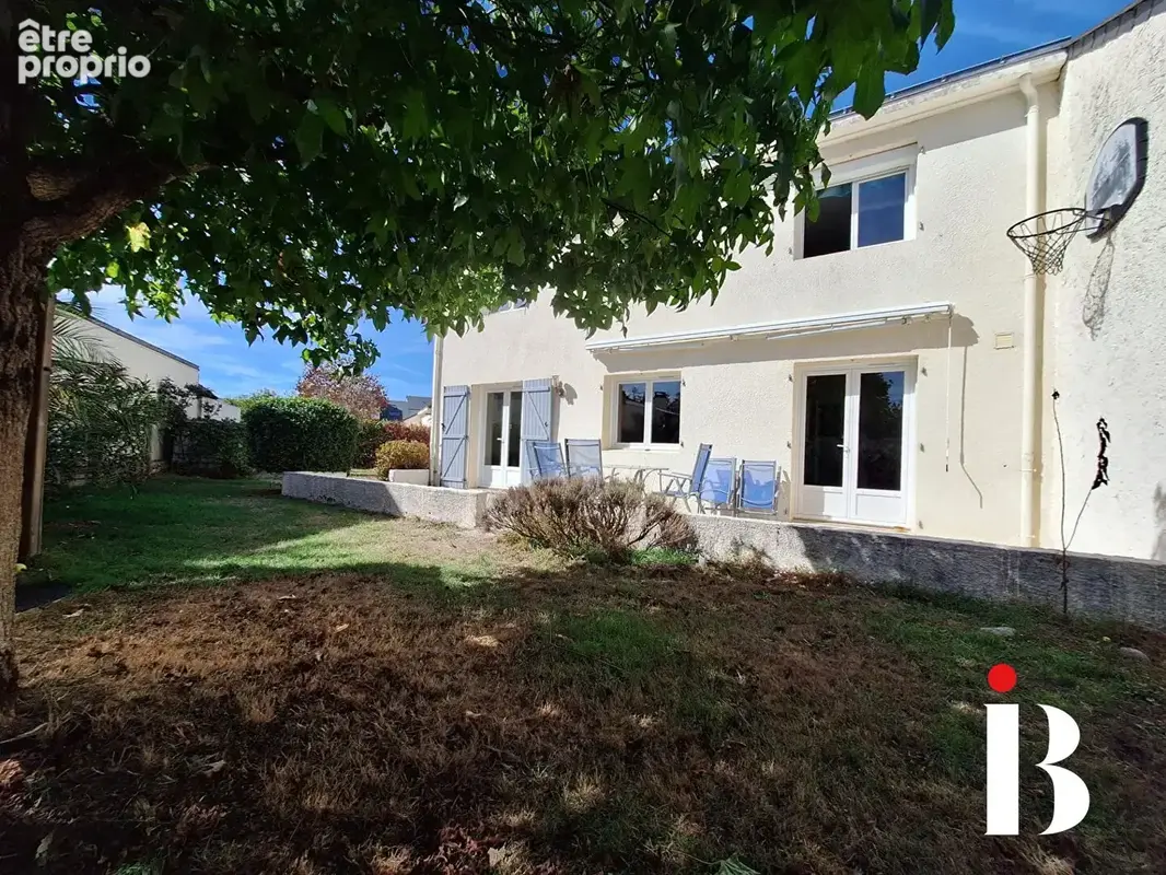 Maison à INDRE
