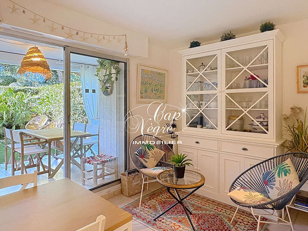 Appartement à LA CROIX-VALMER