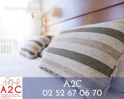 Commerce à LES HERBIERS