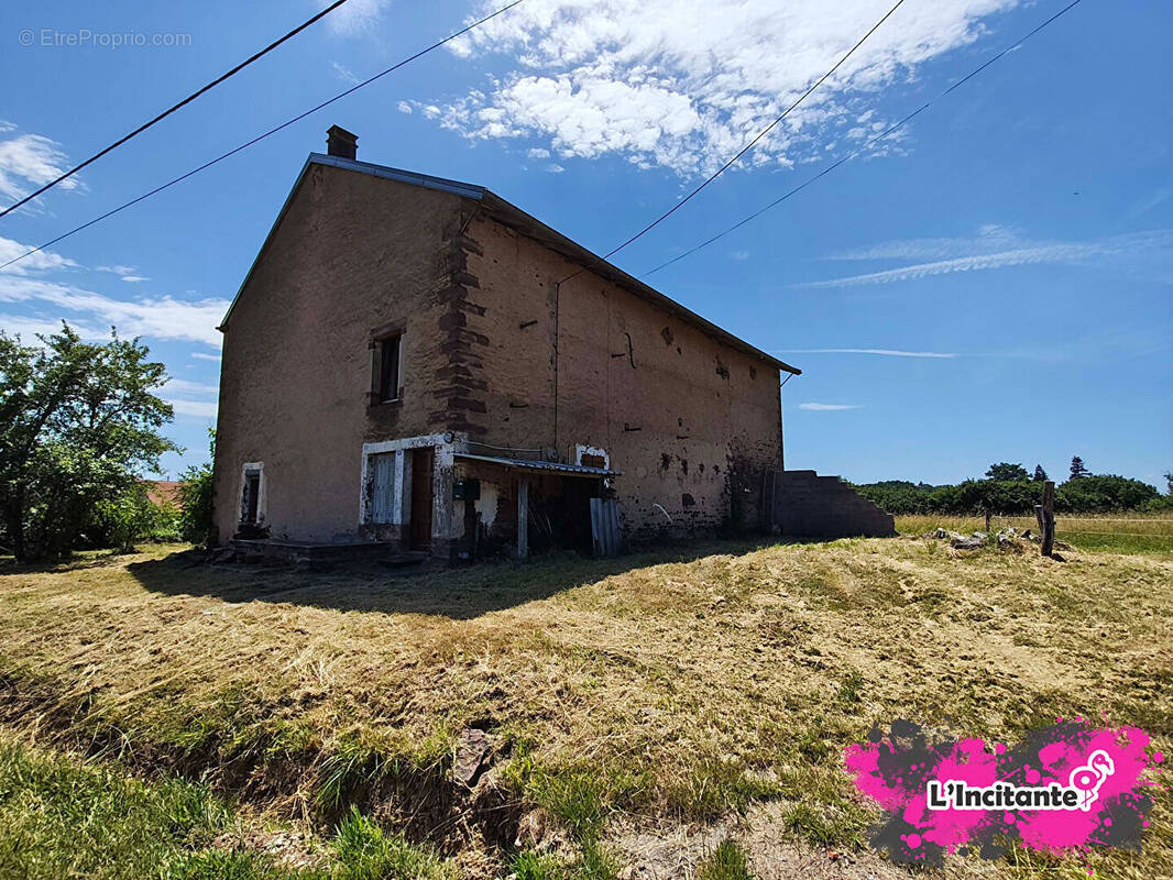 Maison à FOUGEROLLES