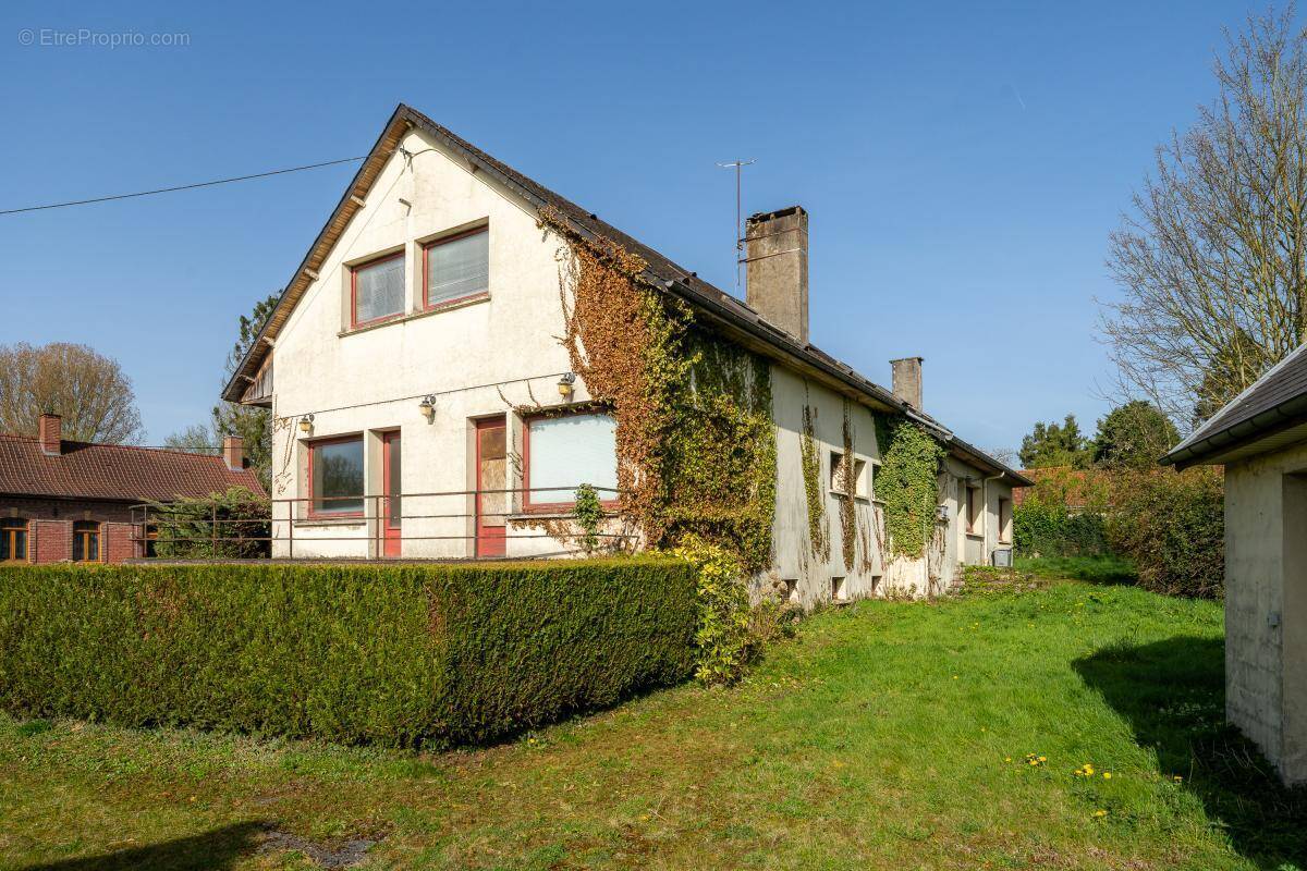 Maison à FILLIEVRES