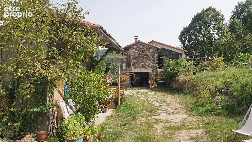 Vente maison rénovée Saint Affrique avec terrain attenant. - photo 4