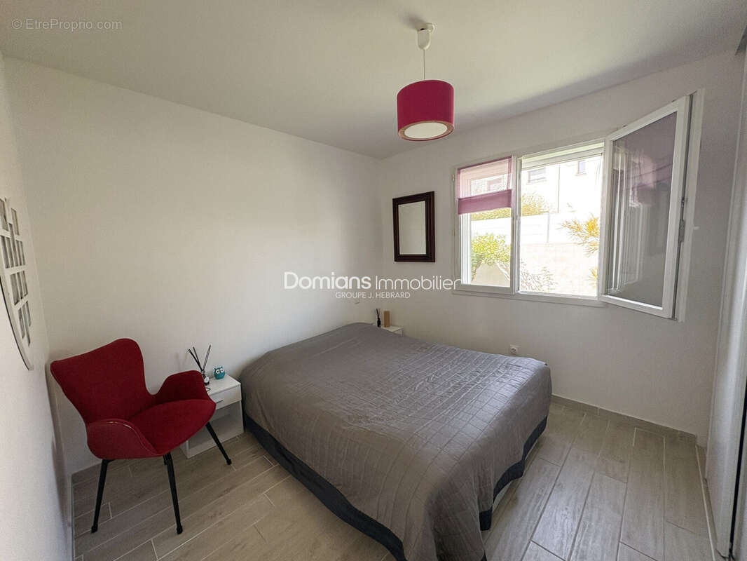 Maison 106 m² à Thuir  - photo 4