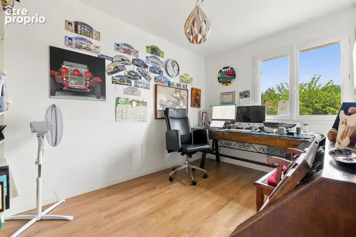 Agréable Maison de 7 pièces de 117 m² à Villejuif - photo 12
