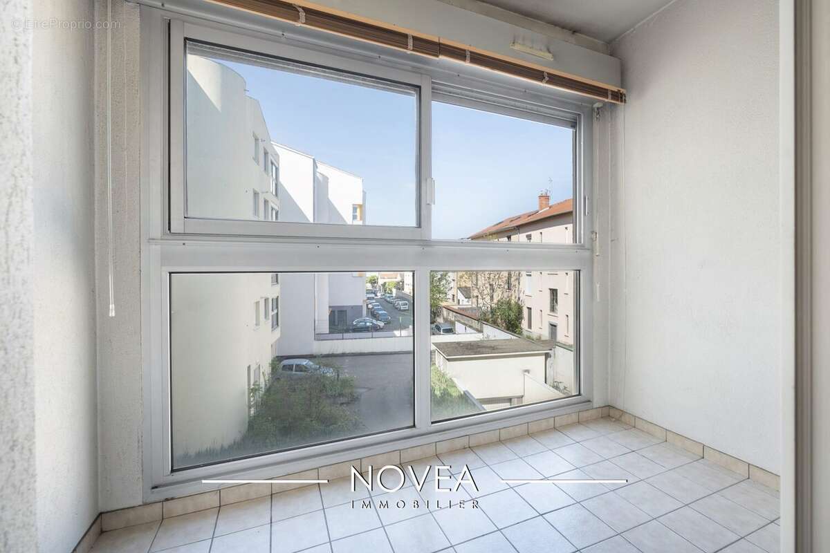 Appartement à LYON-8E