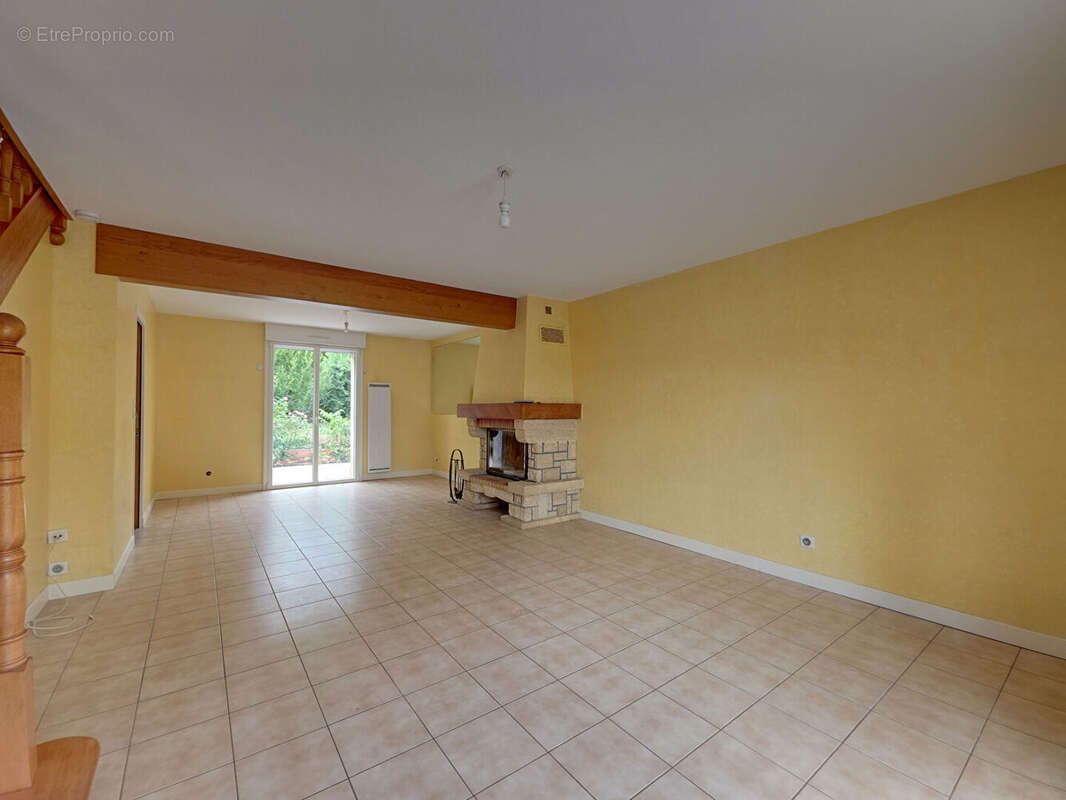Maison Familiale 4 chambres 10 mn MAINTENON Village de charme - photo 3
