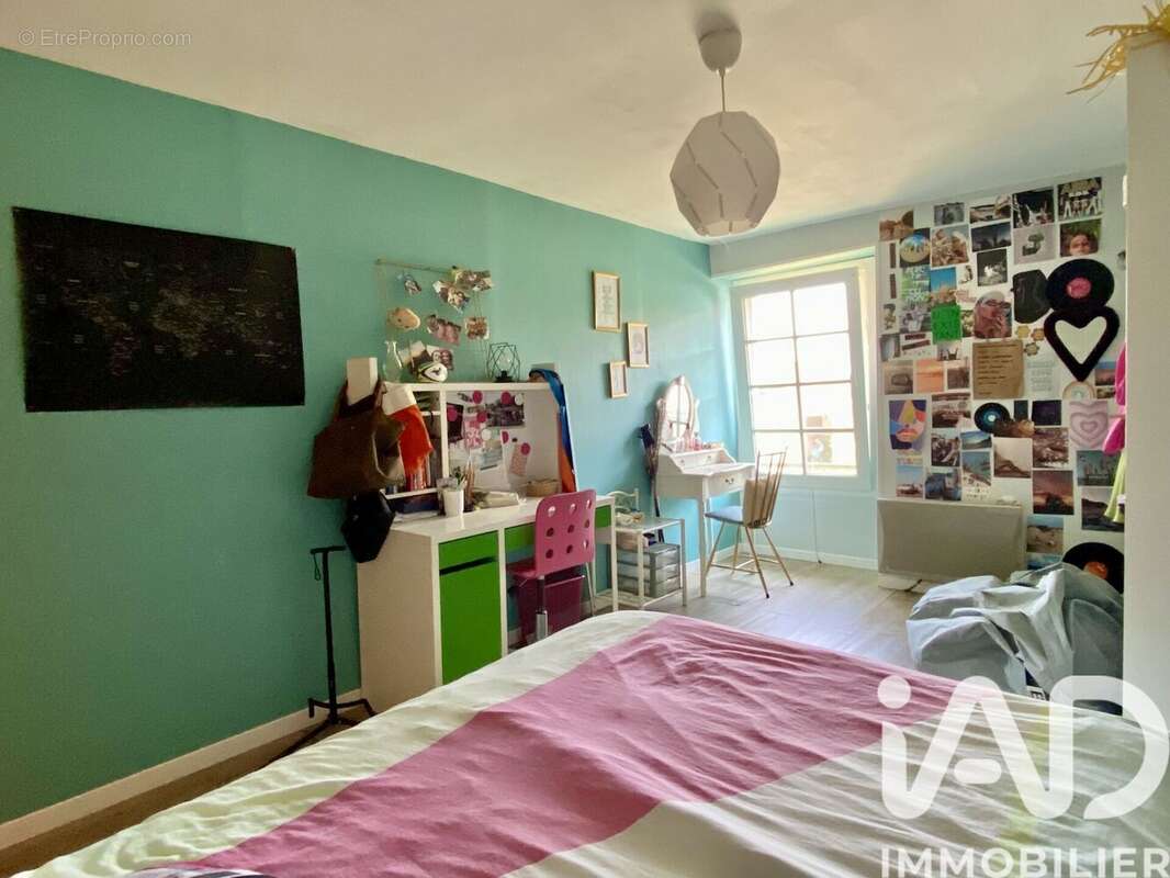 Maison 346 m² à Cezais  - photo 6