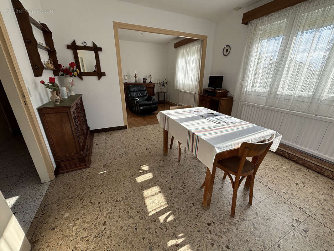 Maison à BETHISY-SAINT-PIERRE