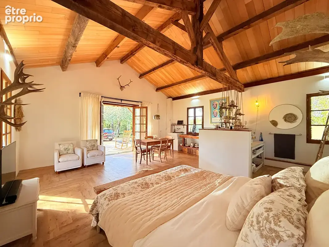 Un grand balcon royale dans la verdure, une maison de caractère et un gîte indépendant - photo 25