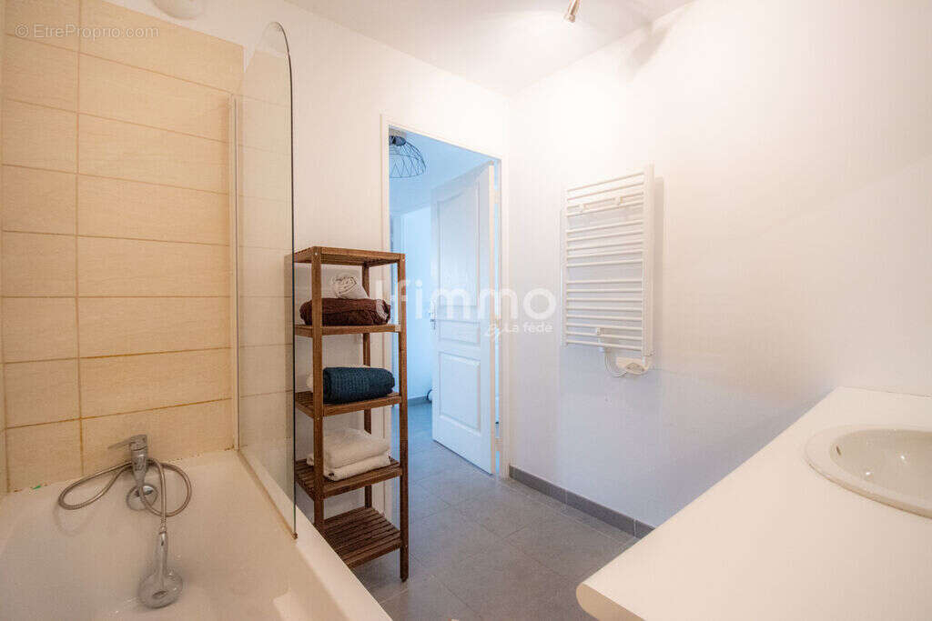 Bois Luzy – 75 m², T3 – La terrasse qui fait tout le reste - photo 4