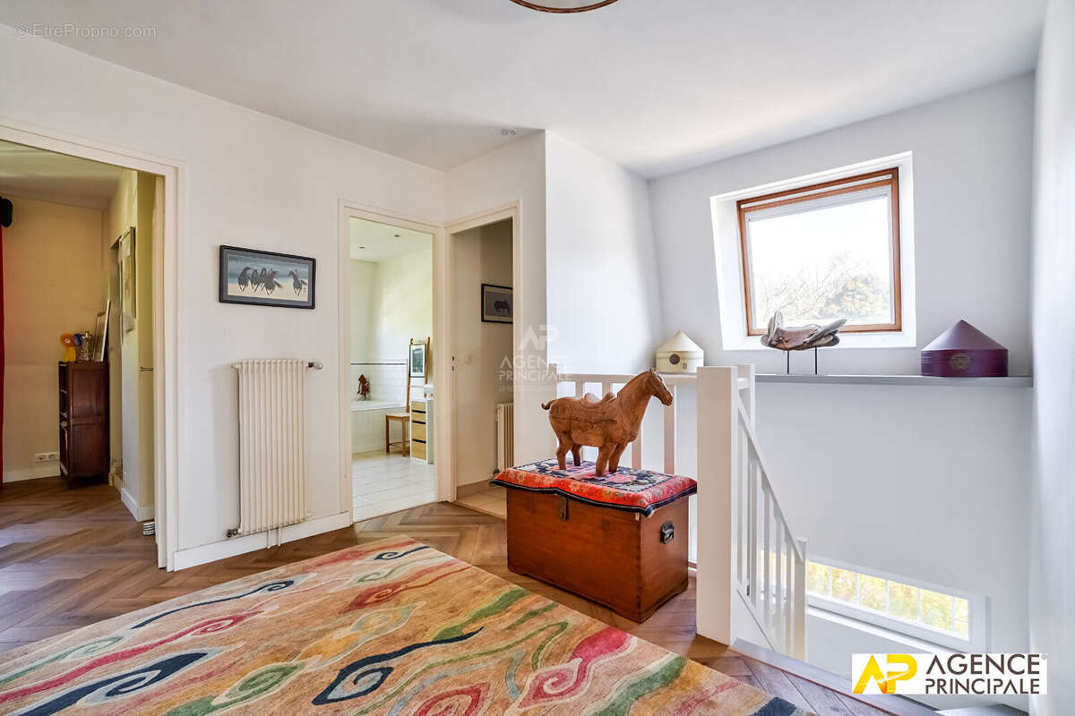 Maison à MAISONS-LAFFITTE