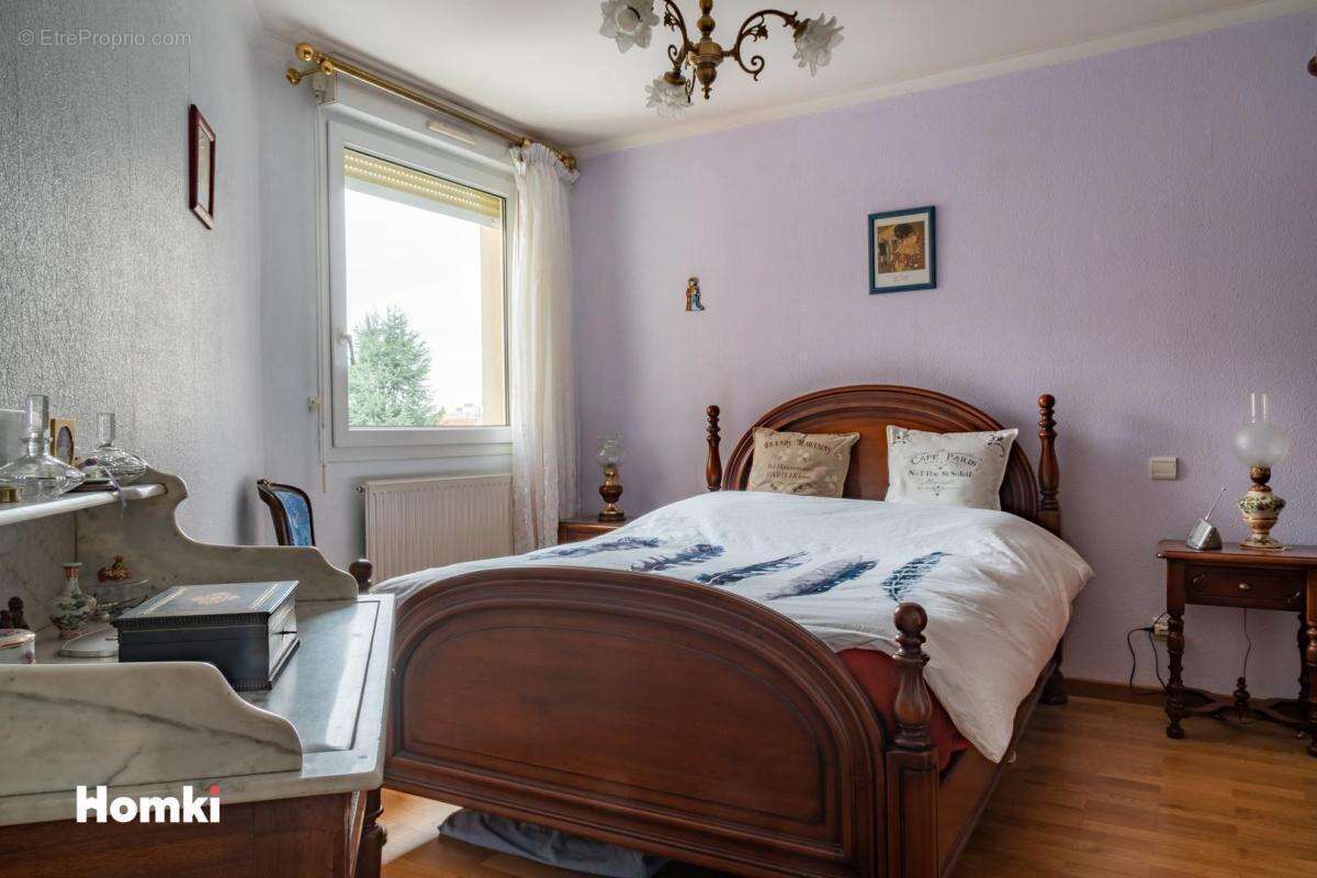 Appartement à SAINT-ETIENNE