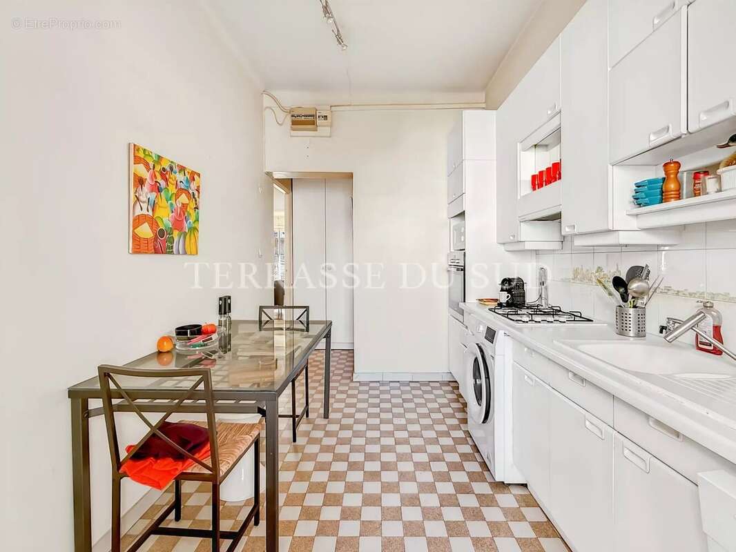Appartement à MARSEILLE-8E