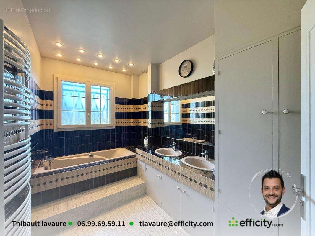 Maison à LA COURONNE