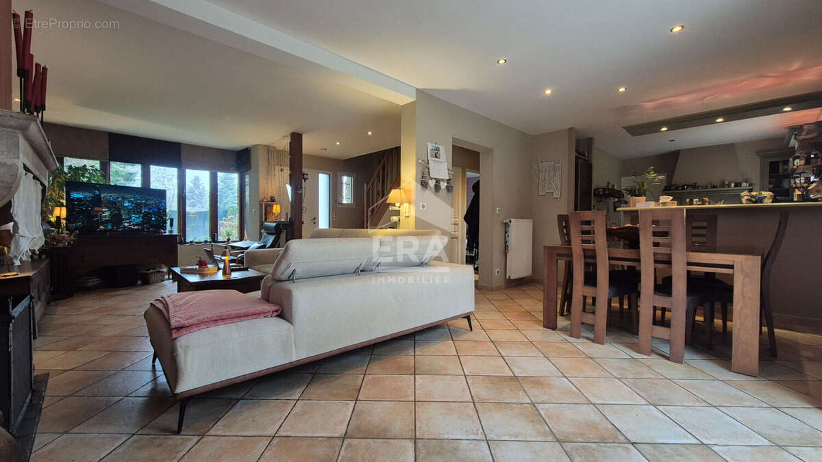 Maison à BRIE-COMTE-ROBERT