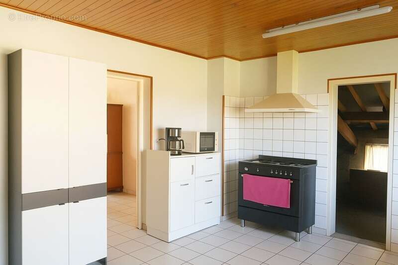  Maison familiale de plain-pied avec grand jardin – Les Essards-Taignevaux (39120) - photo 5
