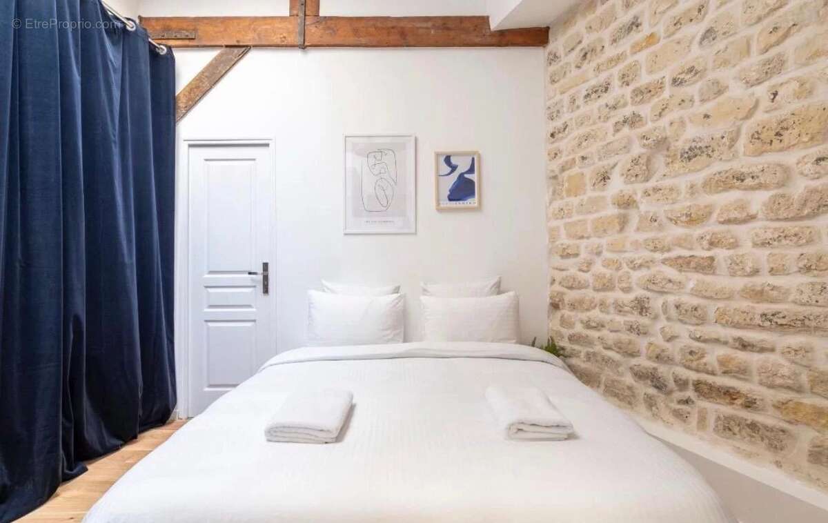 Appartement à PARIS-10E