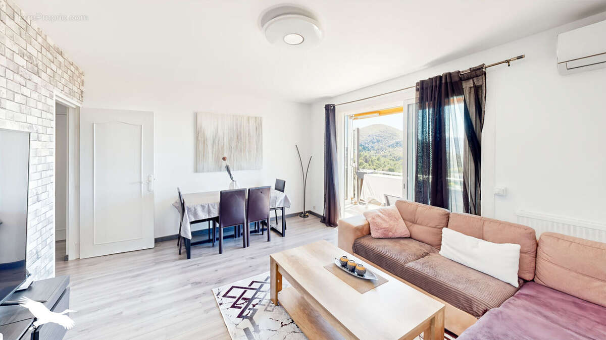 Appartement à MARSEILLE-10E