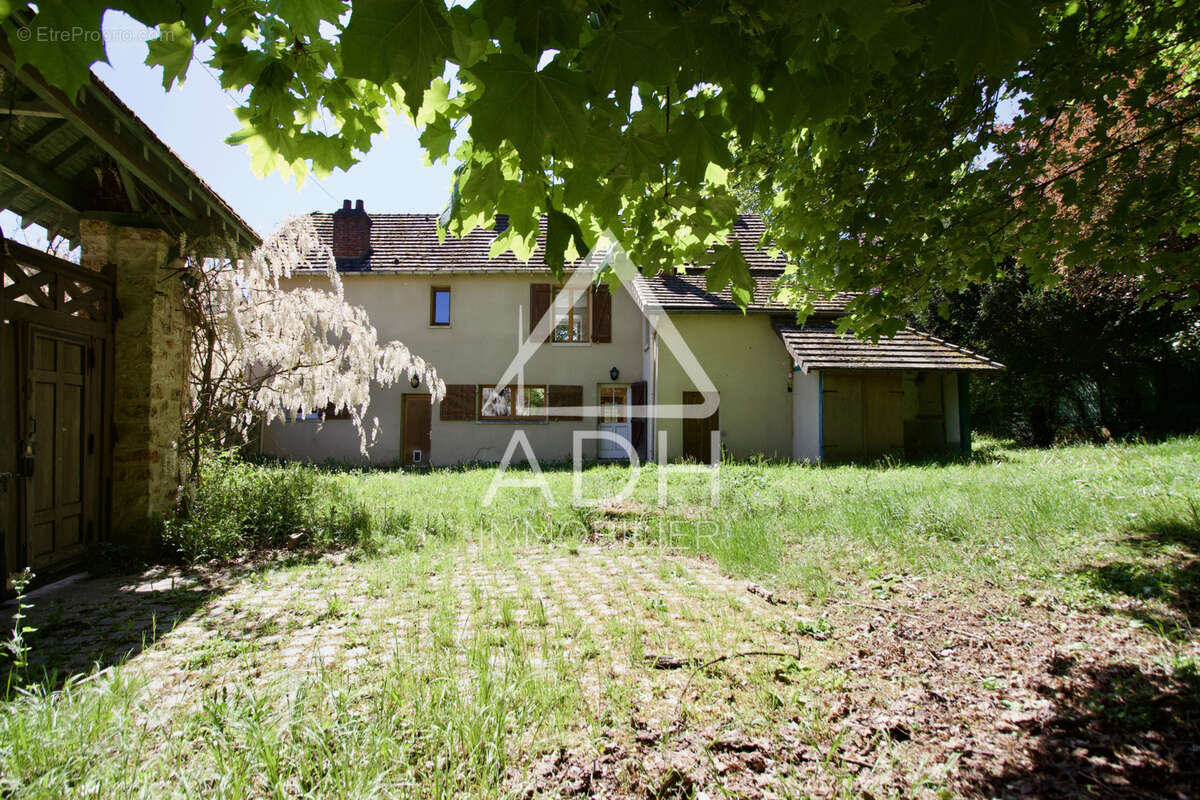 Maison à MAUREPAS